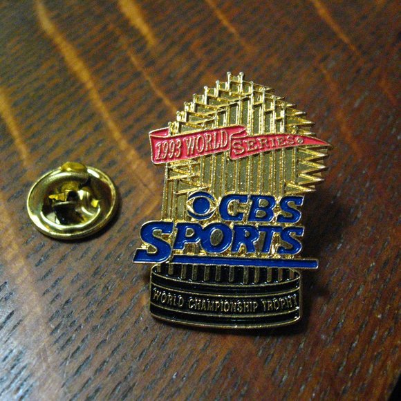 ⚾️ CBS Sports 1993 World Series Vintage Lapel Pin - Picture 2 of 4